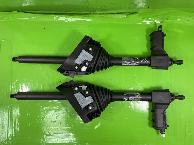BMW i4 G26 SUPPORT TAILGATE BOOT STRUTS DRIVER + PASSENGER 2022-2026