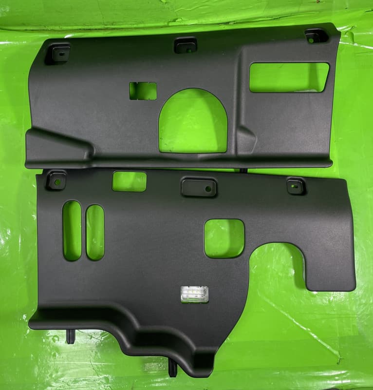 LAND ROVER DEFENDER L663 FRONT HUSH PANEL TRIM COVER BLACK 2020-2025 L8B2046B01A