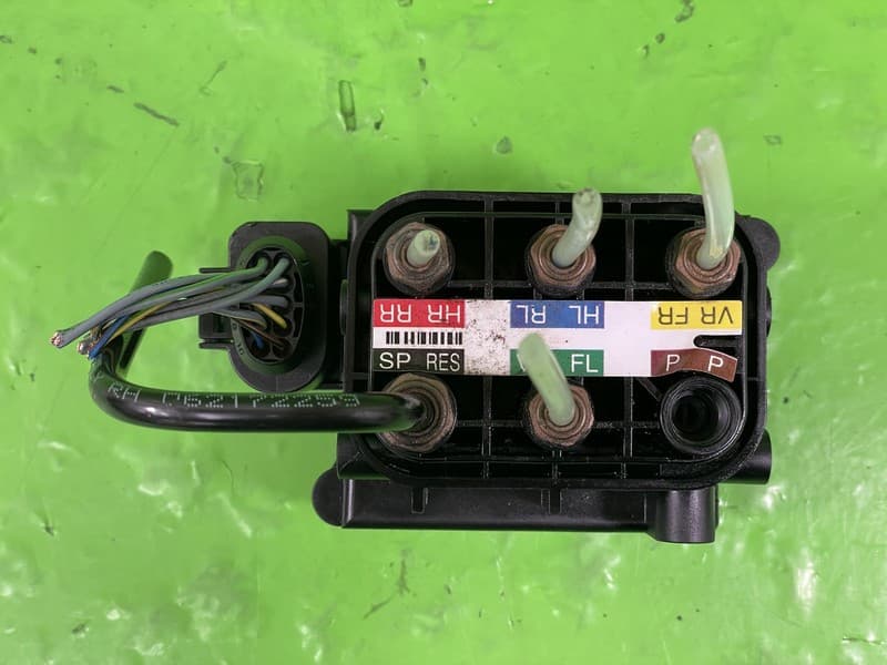 MERCEDES GLC E CLASS W253 AIR SUSPENSION COMPRESSOR PUMP VALVE 2015-2019 W213