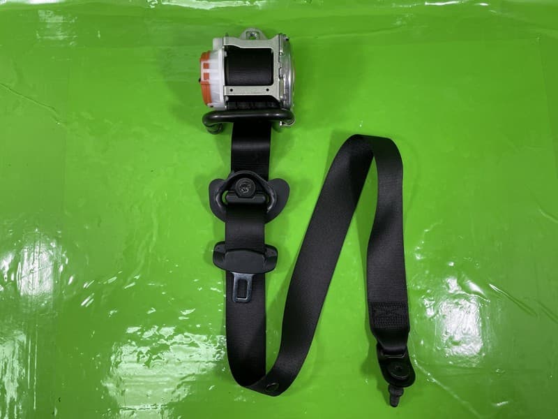MERCEDES GLA CLASS H247 FRONT SEAT BELT PASSENGER LEFT NEARSIDE NSF 2020-2025